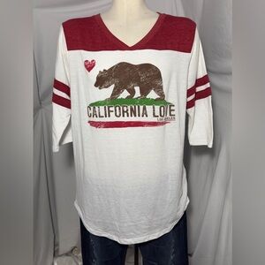 Blue 84 “California Love” Raglan Sleeve V-Neck Tee Women’s Medium